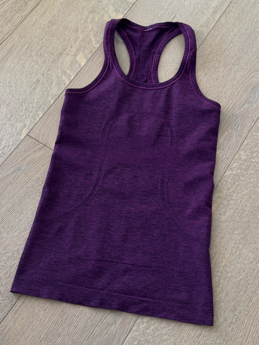 Lululemon Swiftly Tech Racerback
Black / Chilled Grape Size 2 - Picture 5 of 10